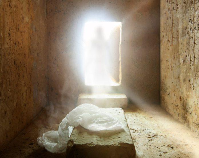 Jesus rising from tomb