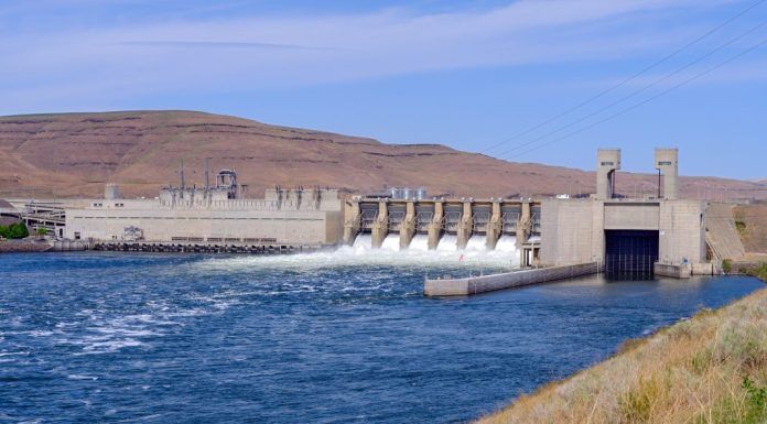 Lower Monument Dam on the Snake River in Washington